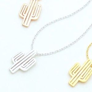 NWT || Silver Dainty Cactus Necklace
